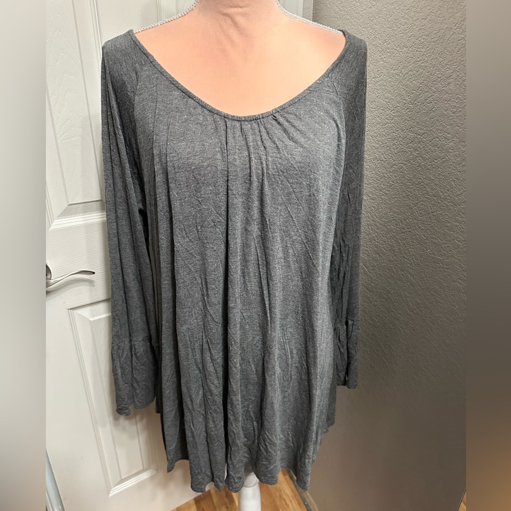 2Tee Couture Grey Dress